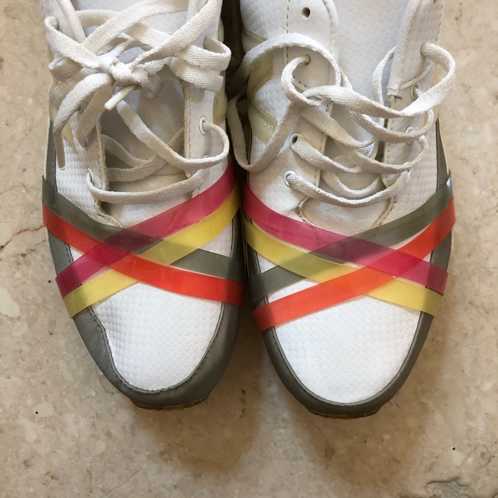 New balance sneakers - Picture 2 of 6